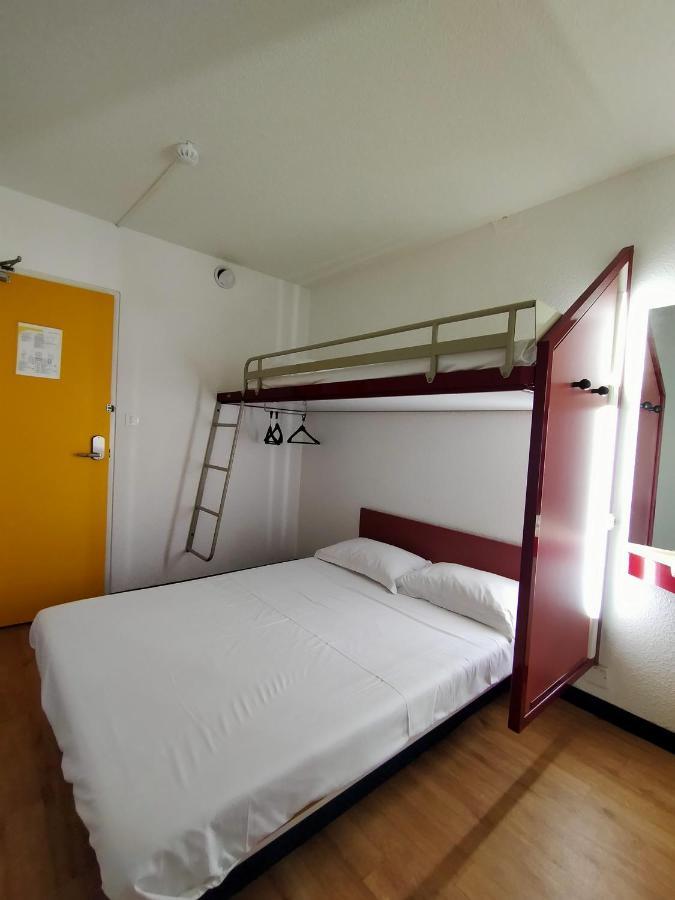 Hotel Thania Фронтиньян Экстерьер фото