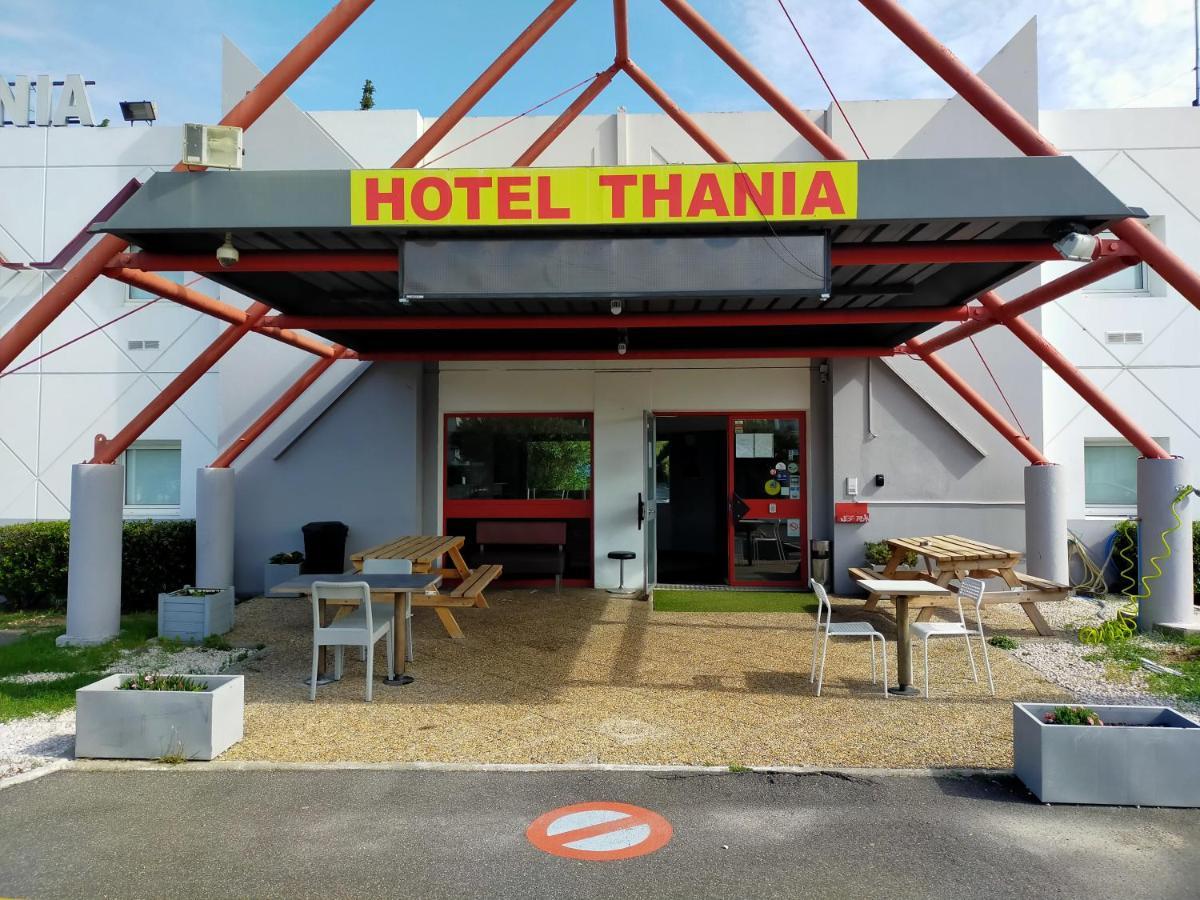Hotel Thania Фронтиньян Экстерьер фото